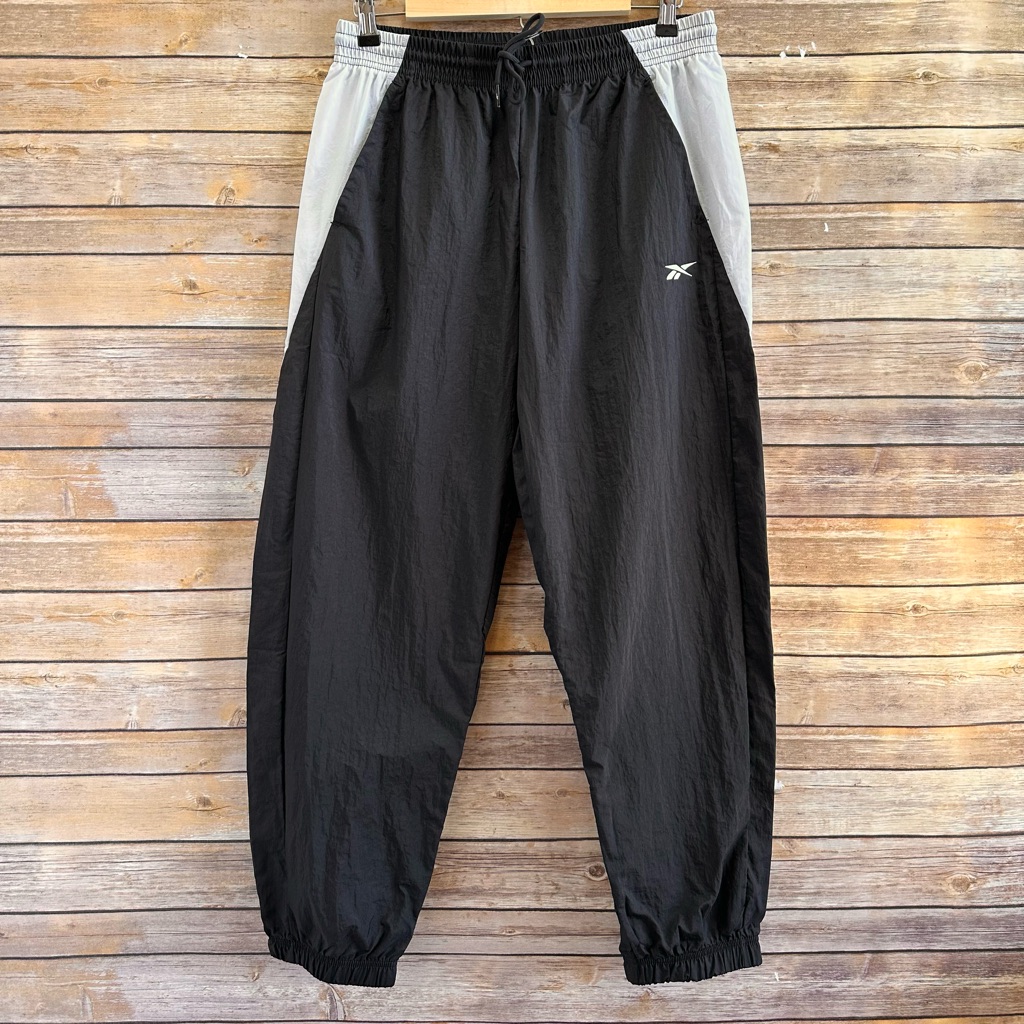 Reebok Pants Women’s Size Large Black White Bv Woven Training Activewear Nwt